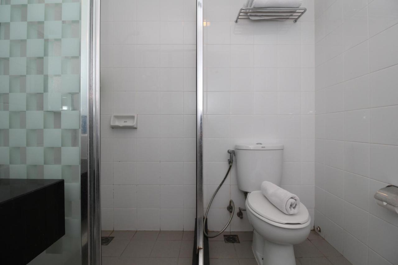 Airy Glodok Pinangsia Raya Jakarta Otel Dış mekan fotoğraf