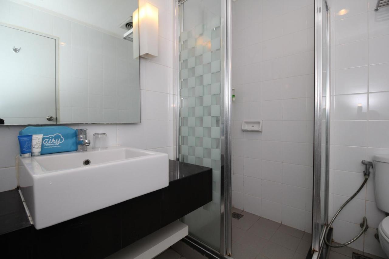 Airy Glodok Pinangsia Raya Jakarta Otel Dış mekan fotoğraf